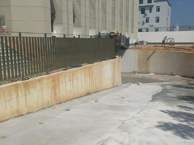 星空电竞·(中国区)官方网站车道口栅栏案例